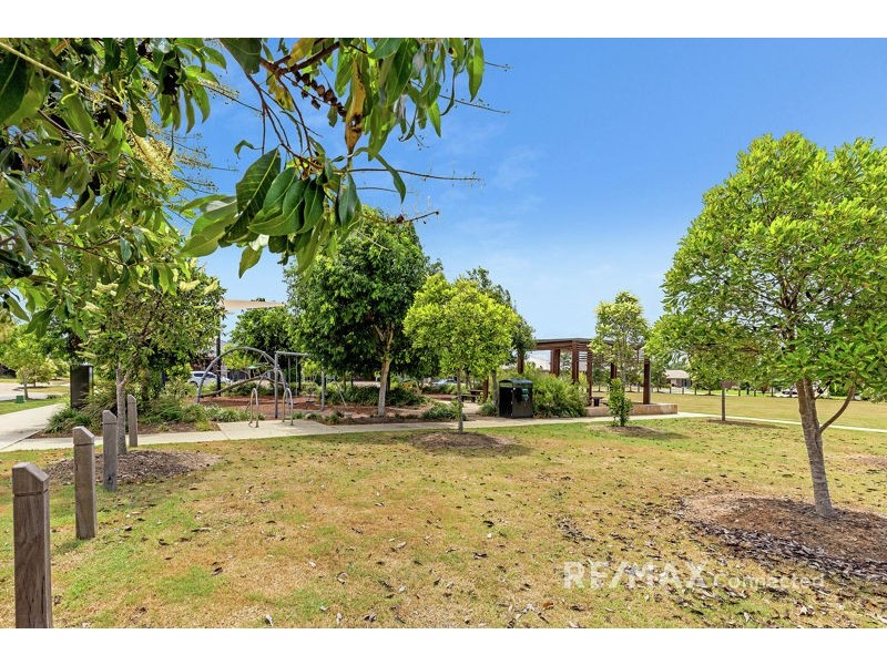 32 Cowen Terrace, North Lakes QLD 4509