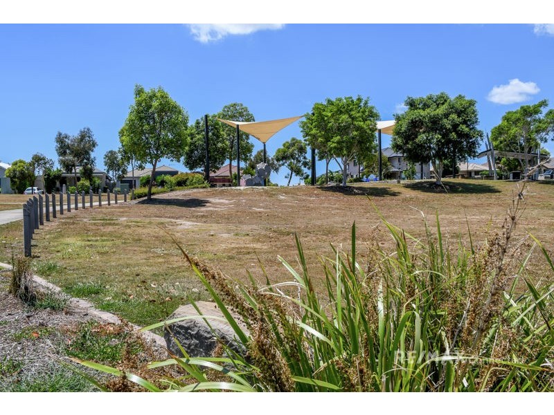 63 Sears Parade, North Lakes QLD 4509