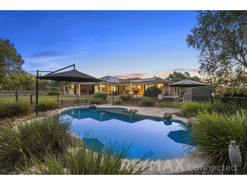 33 Jamor Court, Elimbah QLD 4516