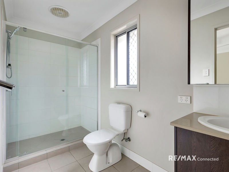 15 Denham Crescent, North Lakes QLD 4509