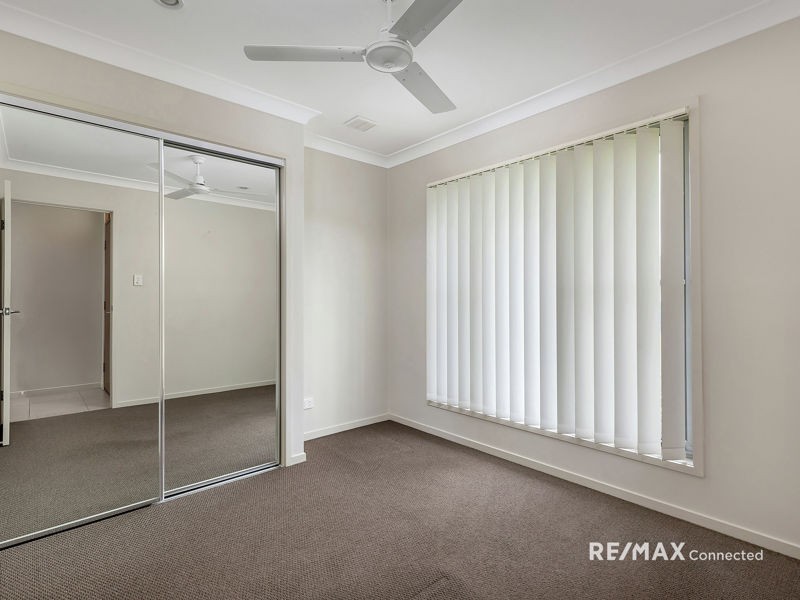 15 Denham Crescent, North Lakes QLD 4509