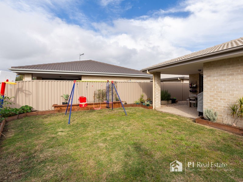 1/15-23 Redondo Street, Ningi QLD 4511