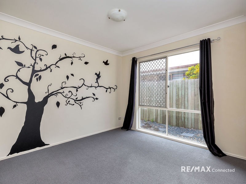 33 Southerden Drive, North Lakes QLD 4509