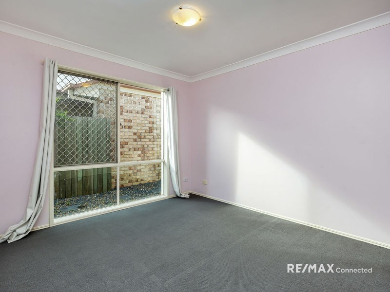 33 Southerden Drive, North Lakes QLD 4509