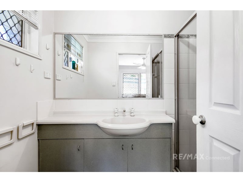 5 Emperor Court, Kallangur QLD 4503