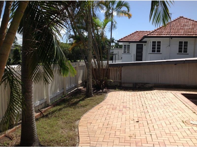 35 Hamilton Road, Wavell Heights QLD 4012