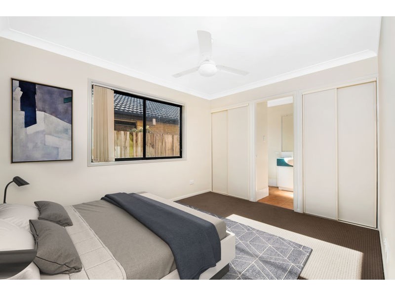 16 Heathcote Avenue, North Lakes QLD 4509
