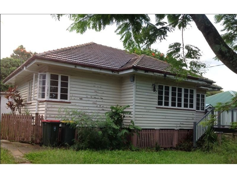 32 Unmack Street, Chermside QLD 4032