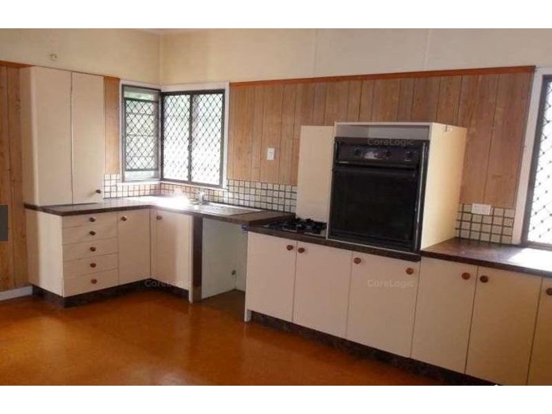 32 Unmack Street, Chermside QLD 4032