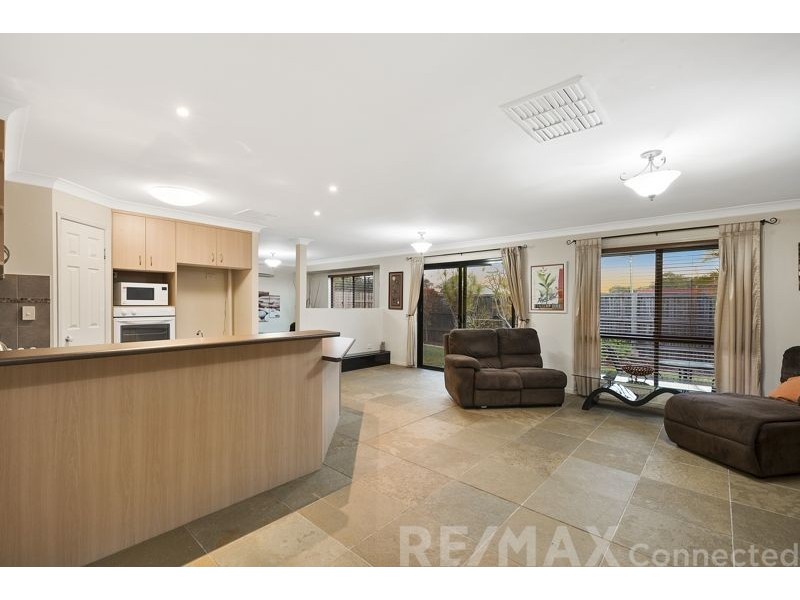 1 Cashmere Street, Rothwell QLD 4022