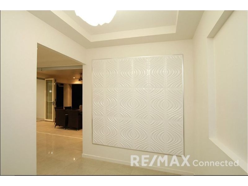 8 Hollow Crescent, Narangba QLD 4504