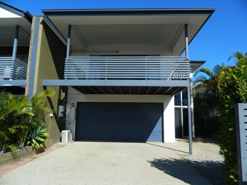 43b Higgs Street, Rothwell QLD 4022