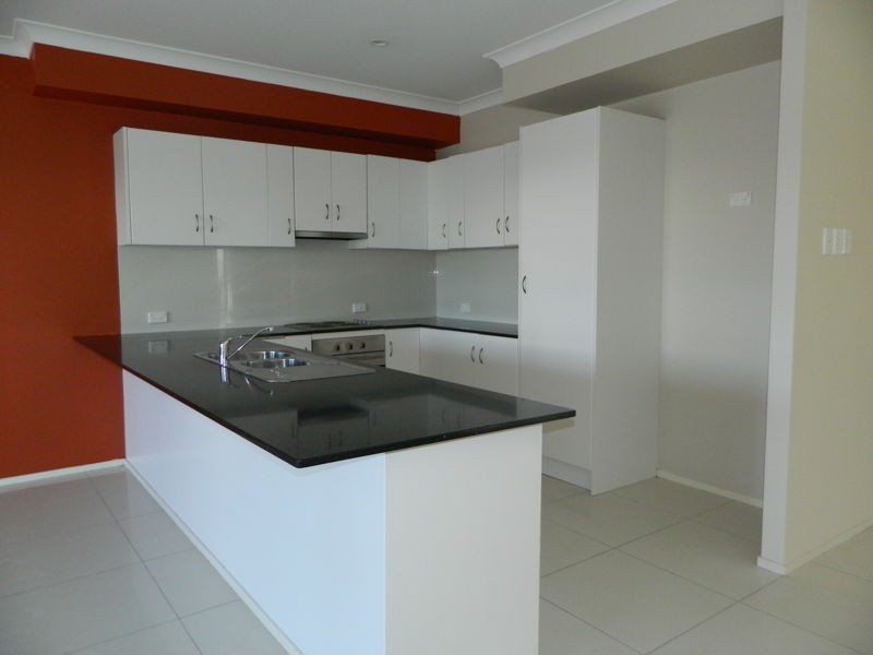 43b Higgs Street, Rothwell QLD 4022
