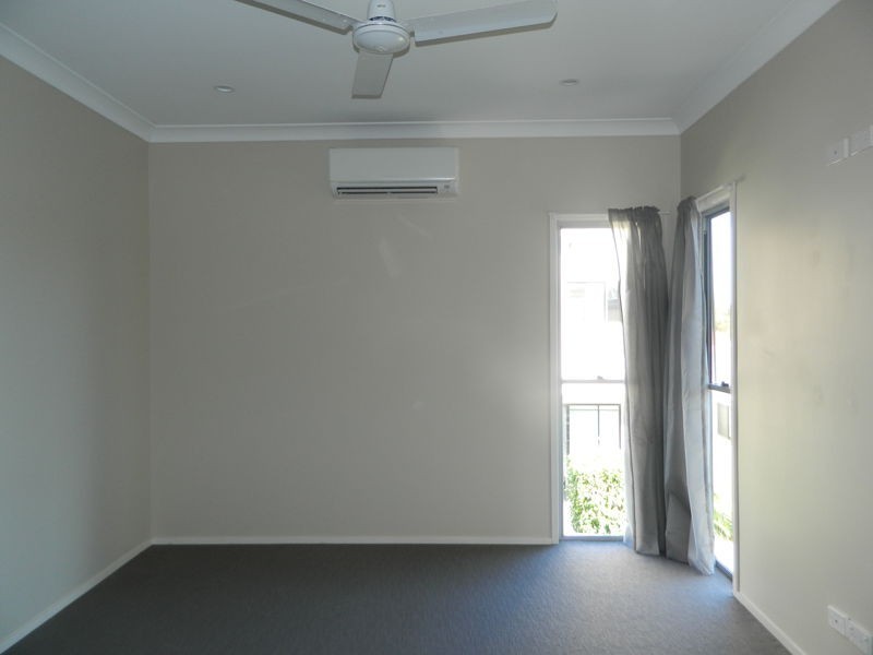 43b Higgs Street, Rothwell QLD 4022