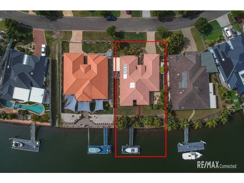 40 Topsail Circuit, Banksia Beach QLD 4507