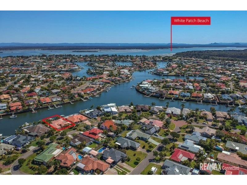 40 Topsail Circuit, Banksia Beach QLD 4507