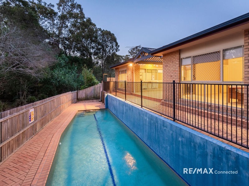 30 Bowers Road North, Everton Hills QLD 4053