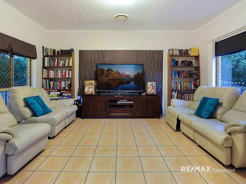 30 Bowers Road North, Everton Hills QLD 4053