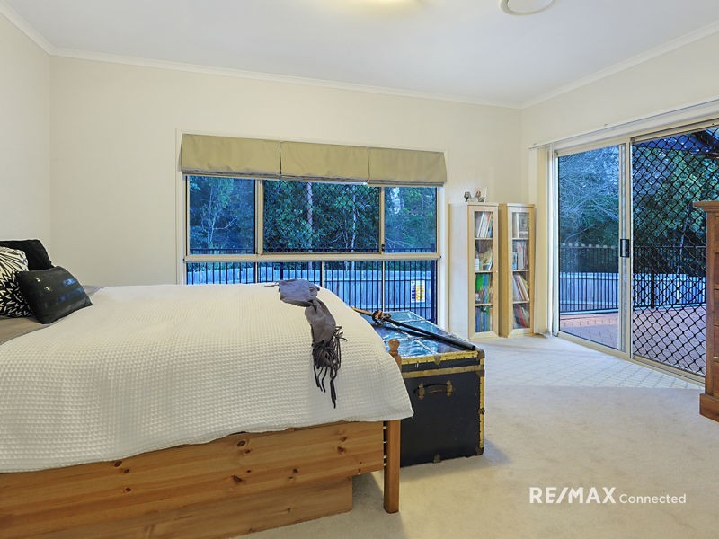 30 Bowers Road North, Everton Hills QLD 4053