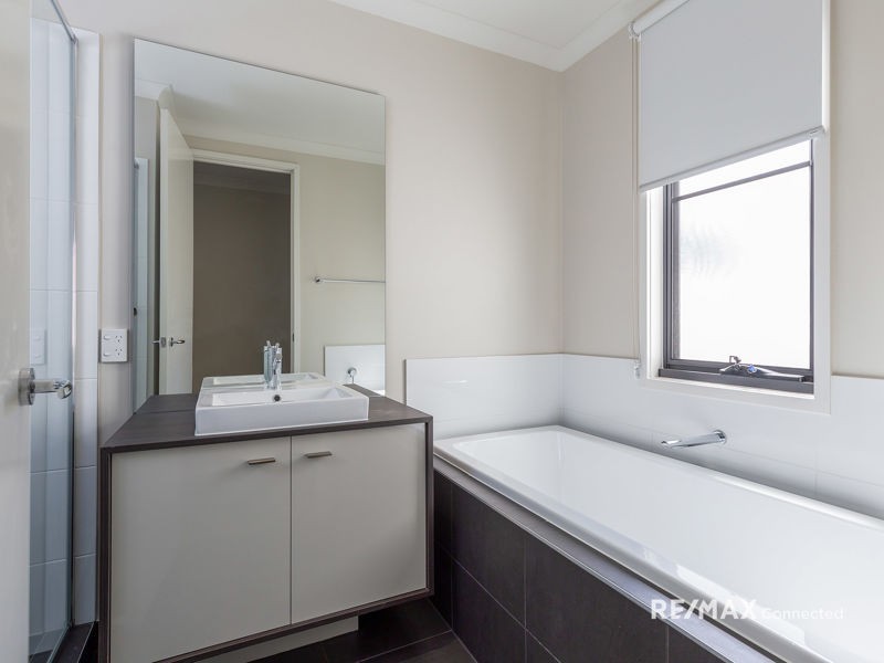 27 Jepson Street, Mango Hill QLD 4509