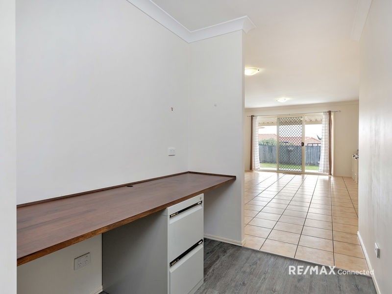 33 Southerden Drive, North Lakes QLD 4509
