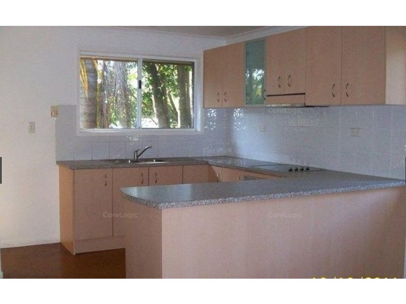 6 Shanahan Street, Redland Bay QLD 4165