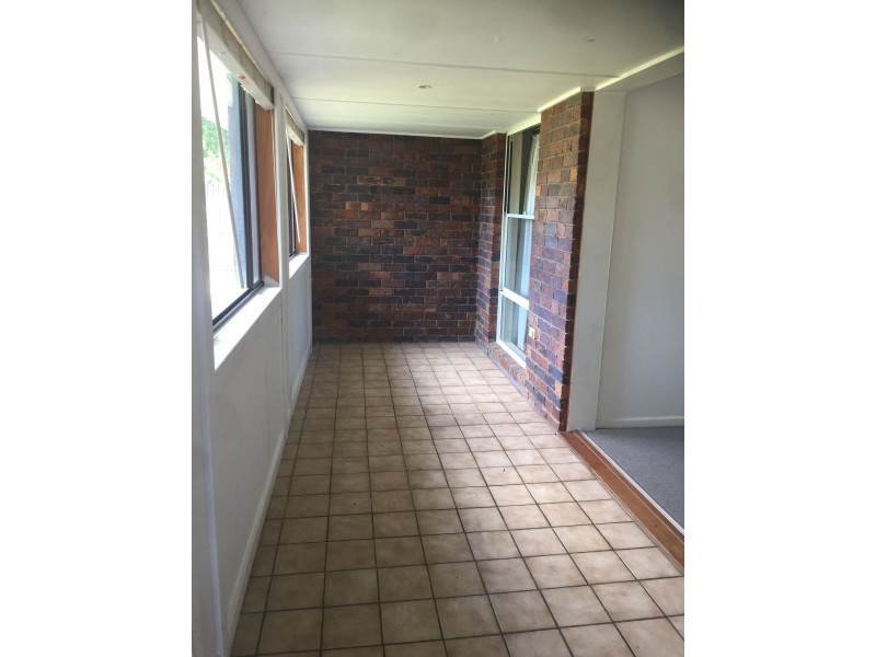 6 Shanahan Street, Redland Bay QLD 4165