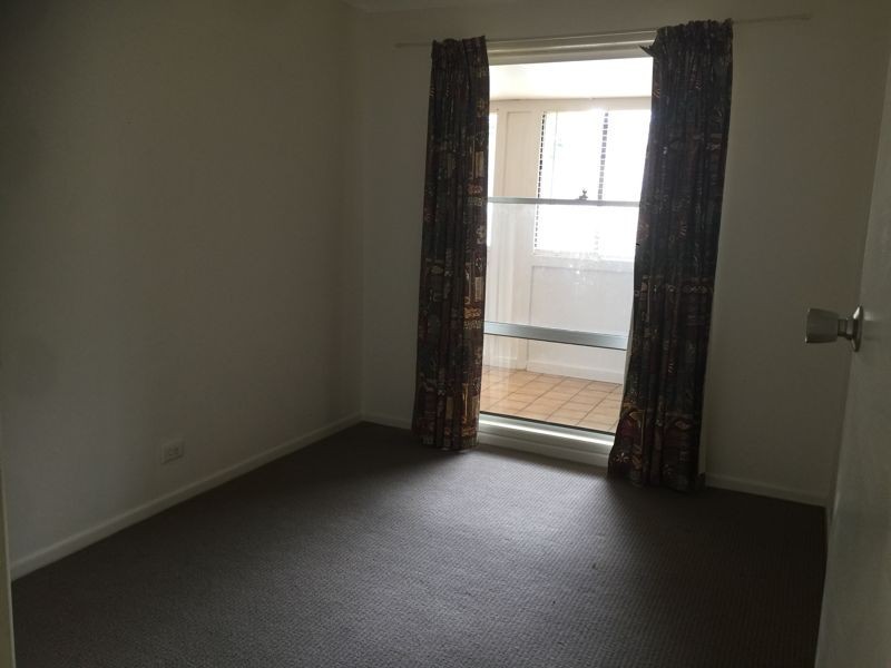 6 Shanahan Street, Redland Bay QLD 4165