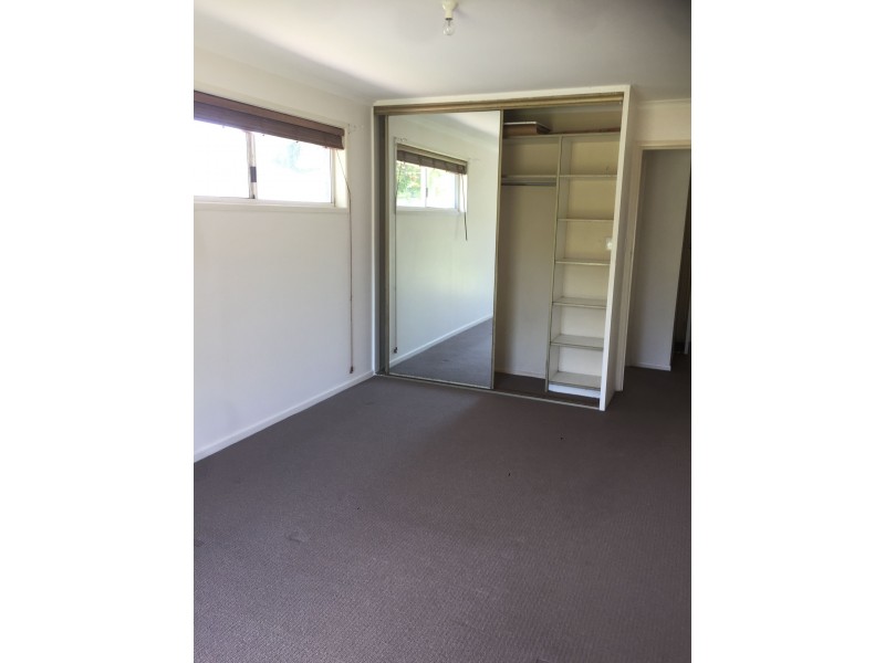 6 Shanahan Street, Redland Bay QLD 4165