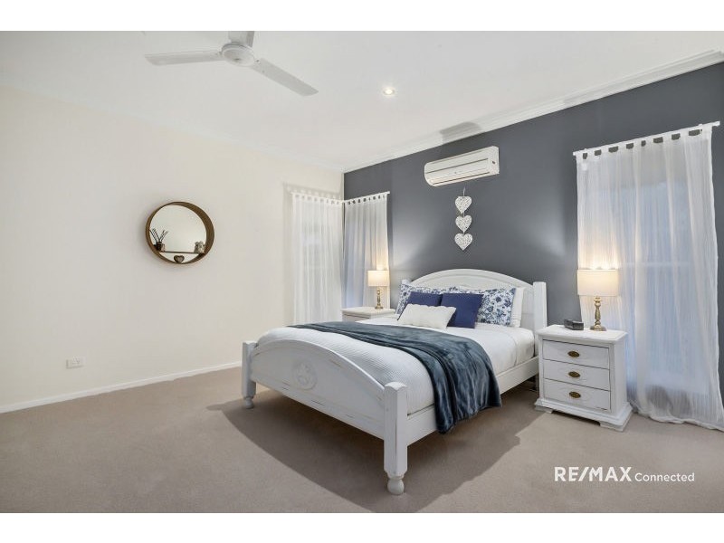 1 Riley Court, North Lakes QLD 4509