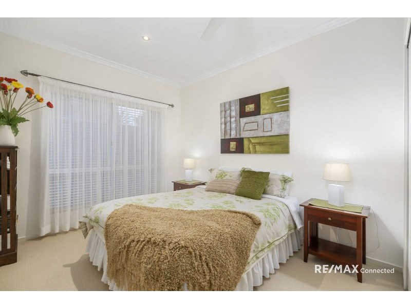 1 Riley Court, North Lakes QLD 4509