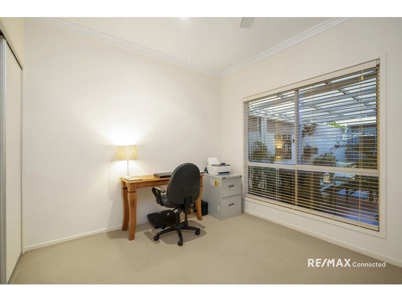 1 Riley Court, North Lakes QLD 4509