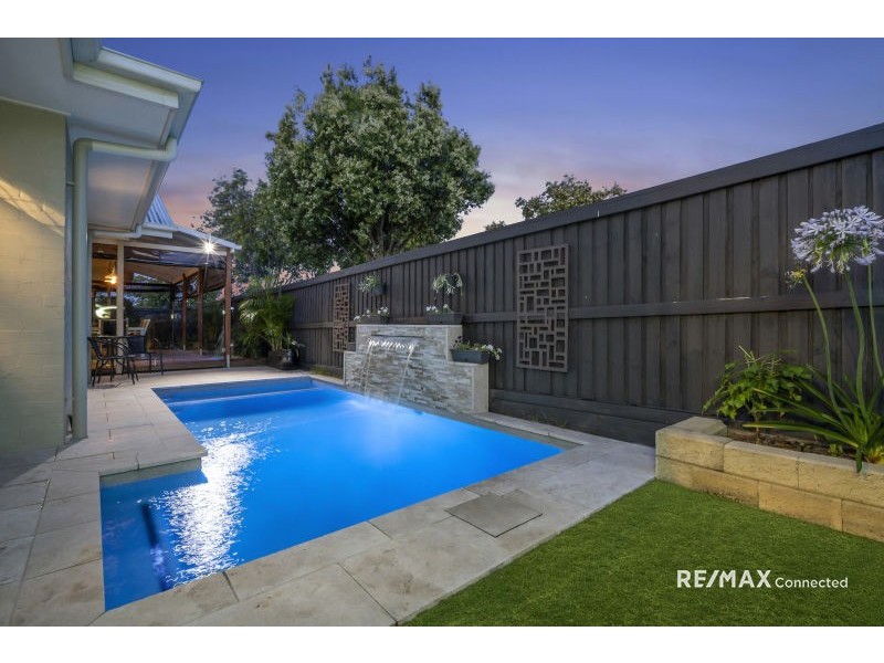 1 Riley Court, North Lakes QLD 4509