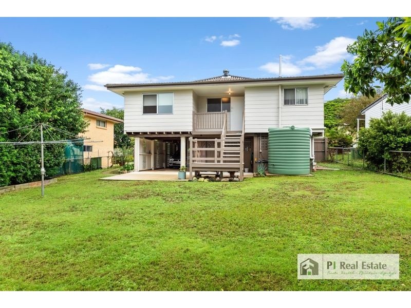 8 Bray Road, Lawnton QLD 4501