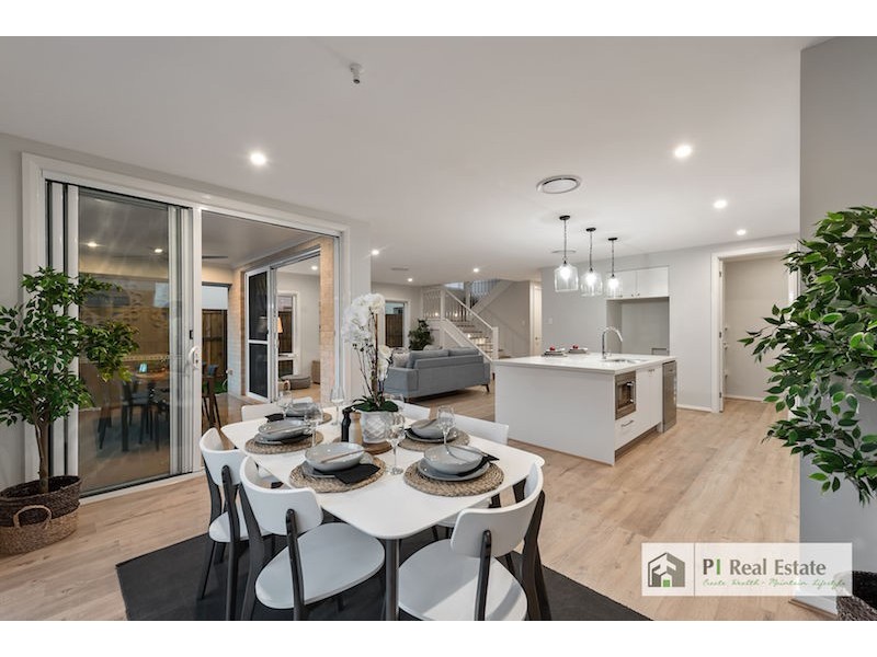 5 Propeller Lane, Newport QLD 4020