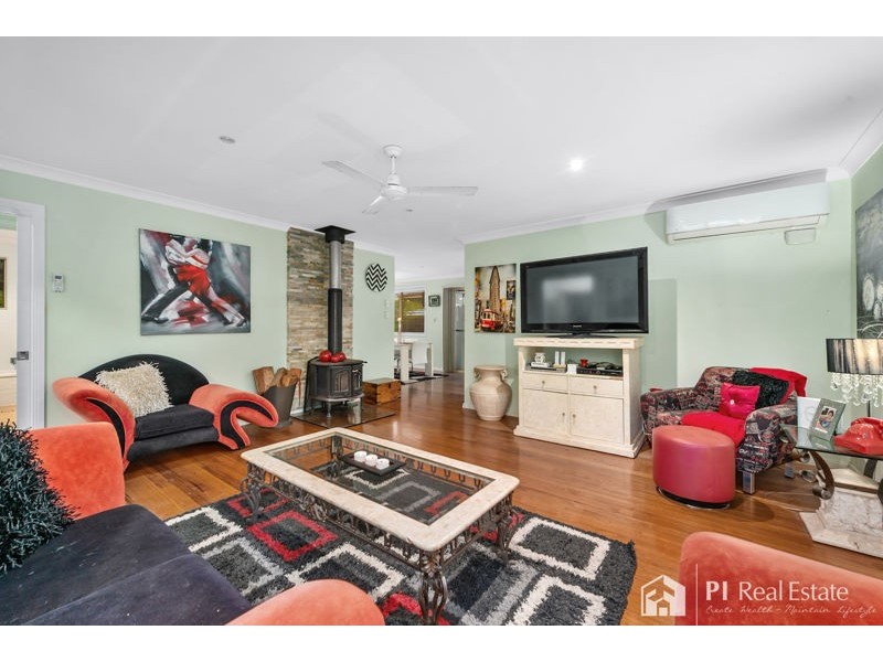 21 Carriage Crescent, Beerburrum QLD 4517