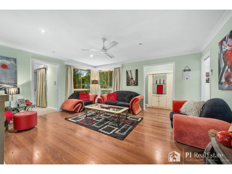 21 Carriage Crescent, Beerburrum QLD 4517