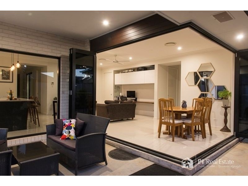 12 Junction Road, Griffin QLD 4503