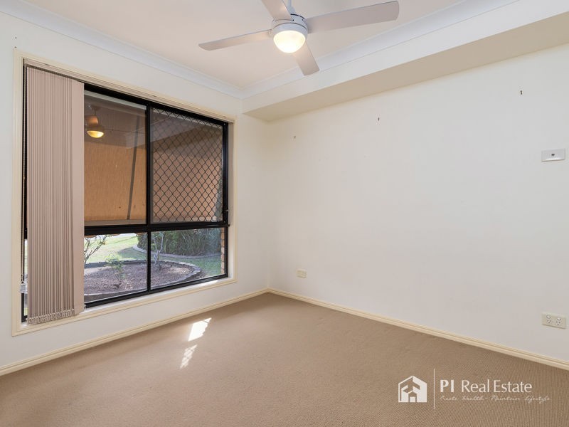 7 Mowbray Court, Kallangur QLD 4503
