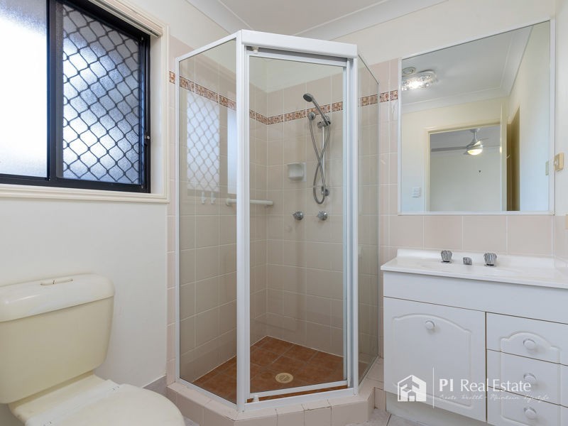7 Mowbray Court, Kallangur QLD 4503