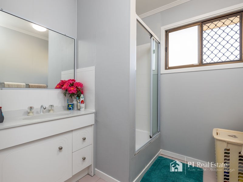 55 Kurrowah Cres, Margate QLD 4019