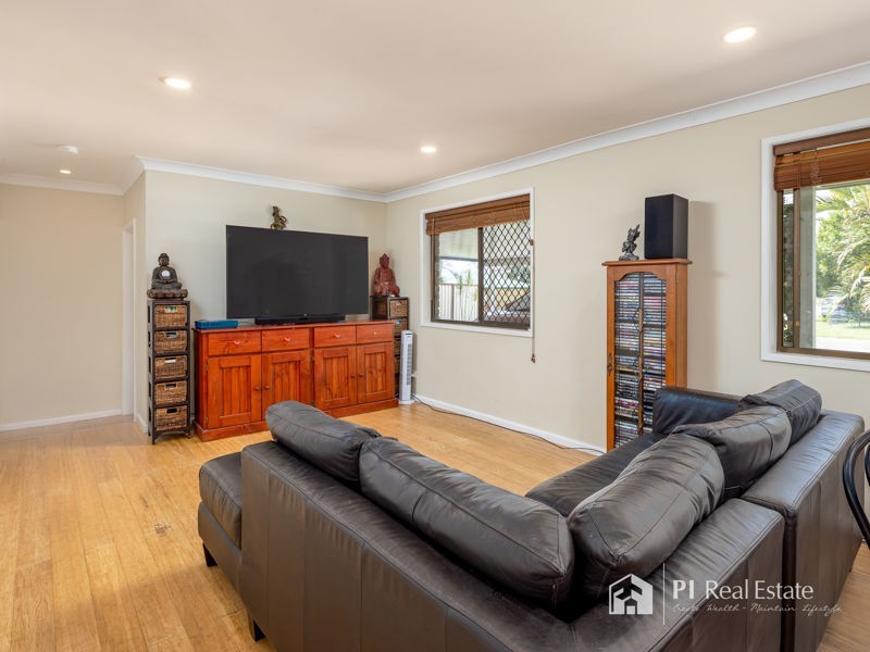 12 AMBERTON ST, Caboolture QLD 4510