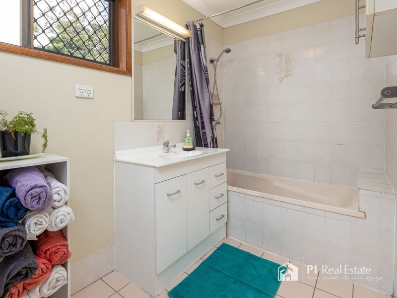 12 AMBERTON ST, Caboolture QLD 4510