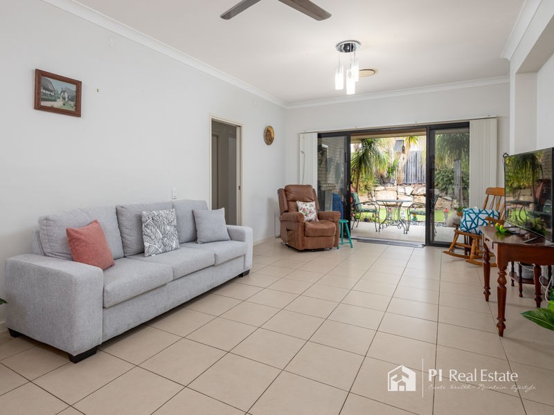 17 Planigale Crescent, North Lakes QLD 4509