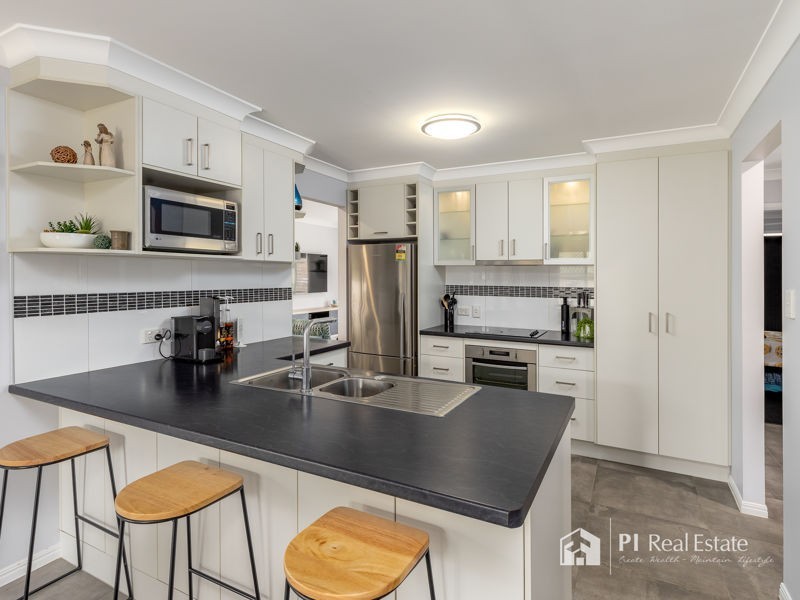 22 MOUNTAIN BLUE DRIVE, Kallangur QLD 4503