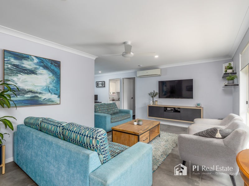 22 MOUNTAIN BLUE DRIVE, Kallangur QLD 4503