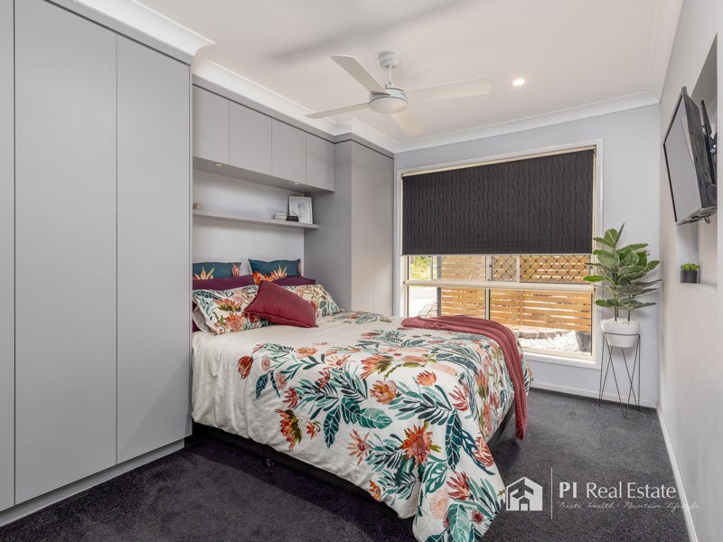 22 MOUNTAIN BLUE DRIVE, Kallangur QLD 4503