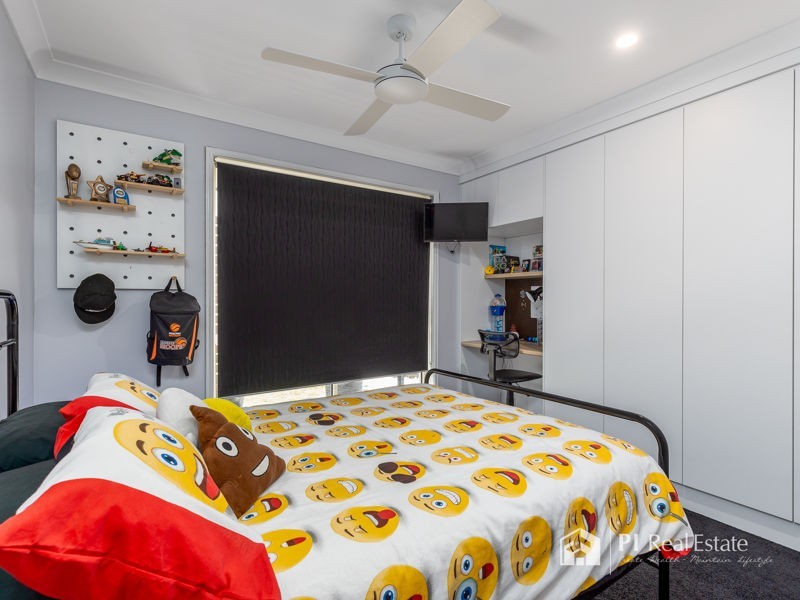 22 MOUNTAIN BLUE DRIVE, Kallangur QLD 4503