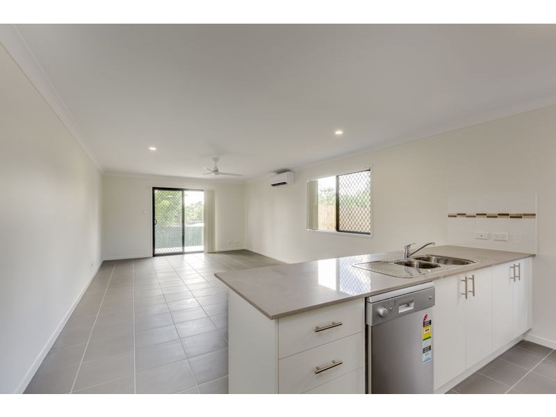 14A Ken May Way, Kingston QLD 4114