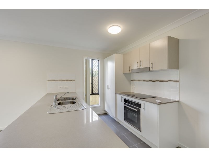 14A Ken May Way, Kingston QLD 4114